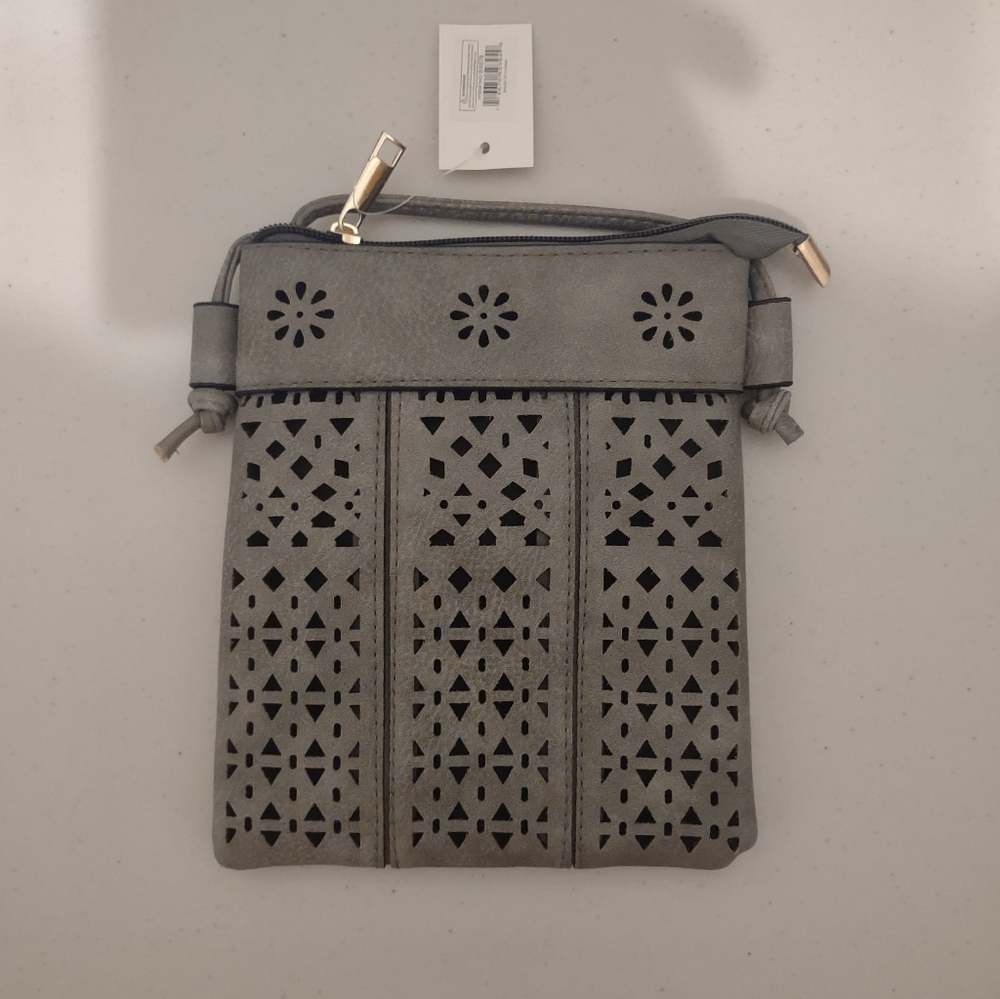 Over the shoulders or crossbody 2 pocket purse